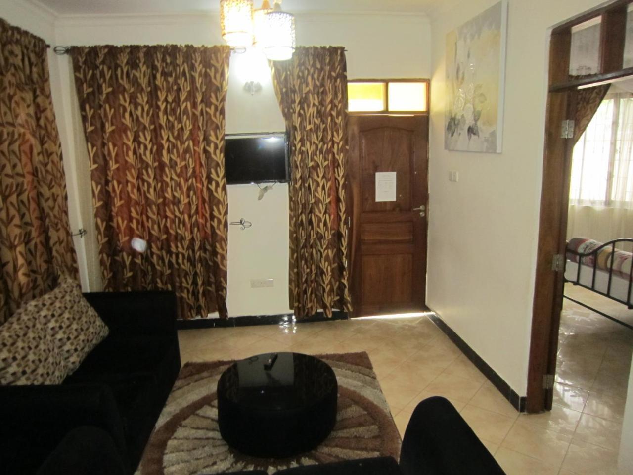 Jakicha Motel Dar es Salaam Exteriér fotografie