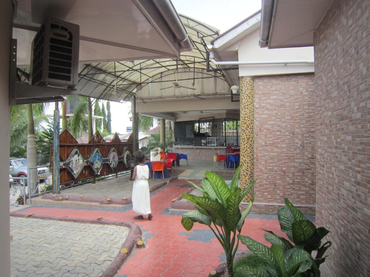Jakicha Motel Dar es Salaam Exteriér fotografie