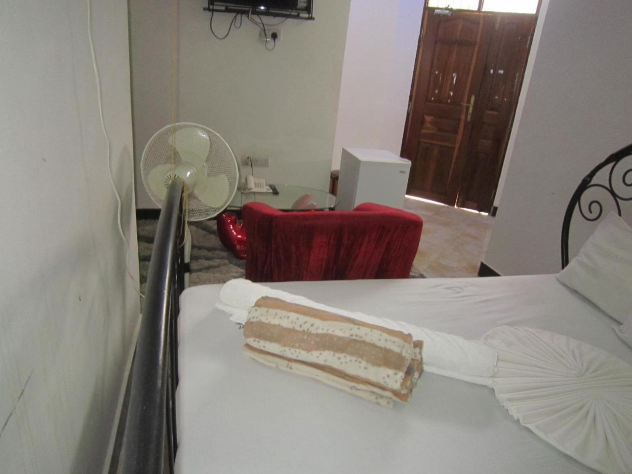 Jakicha Motel Dar es Salaam Exteriér fotografie