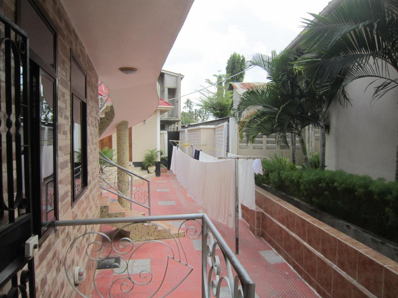 Jakicha Motel Dar es Salaam Exteriér fotografie
