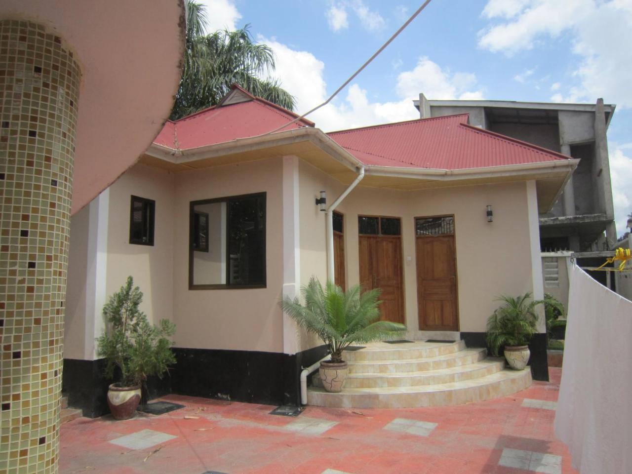 Jakicha Motel Dar es Salaam Exteriér fotografie