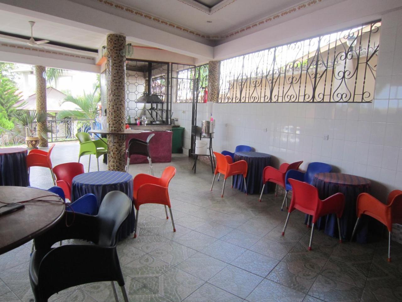 Jakicha Motel Dar es Salaam Exteriér fotografie
