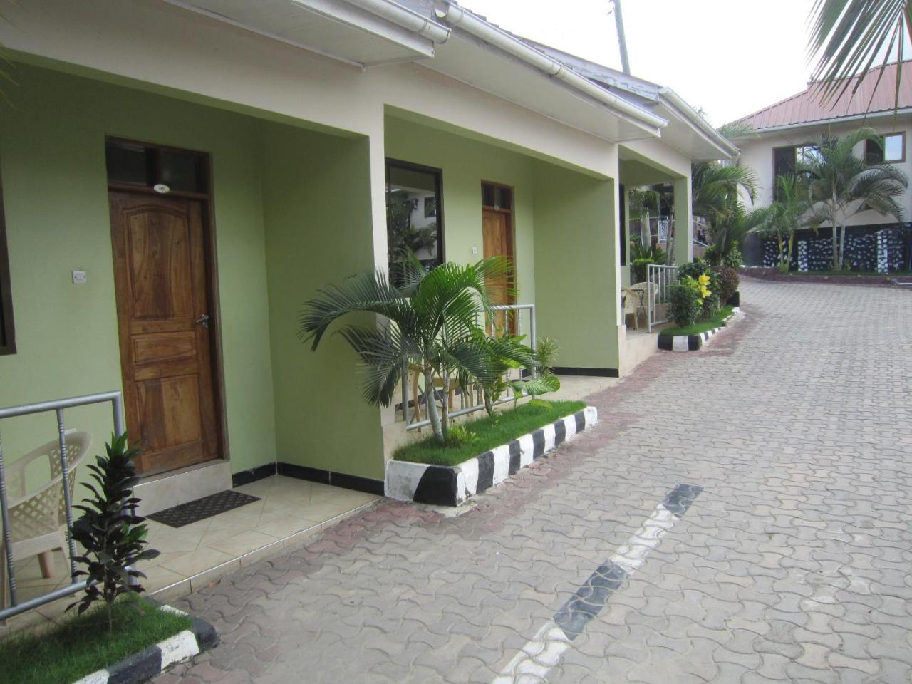 Jakicha Motel Dar es Salaam Exteriér fotografie