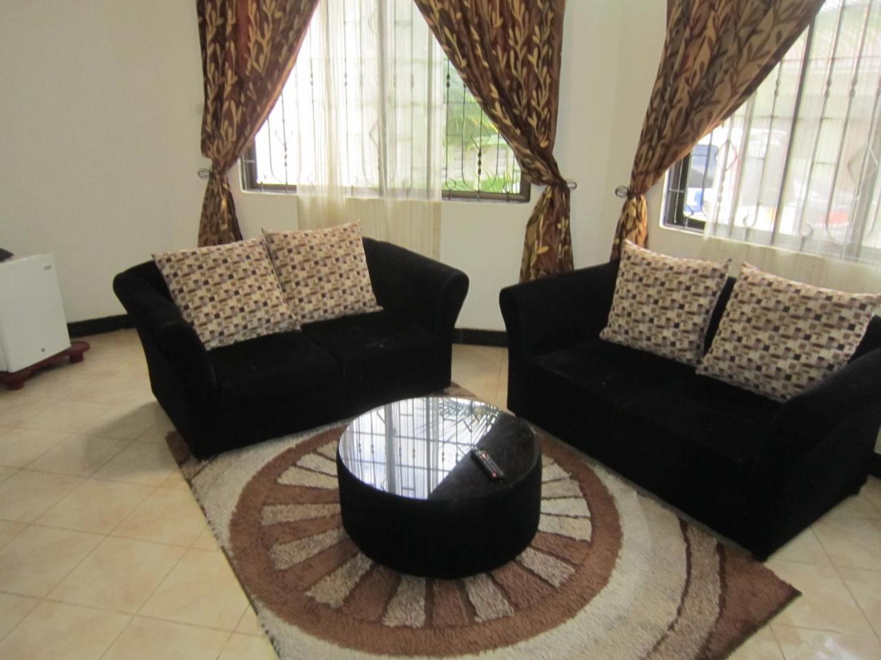 Jakicha Motel Dar es Salaam Exteriér fotografie