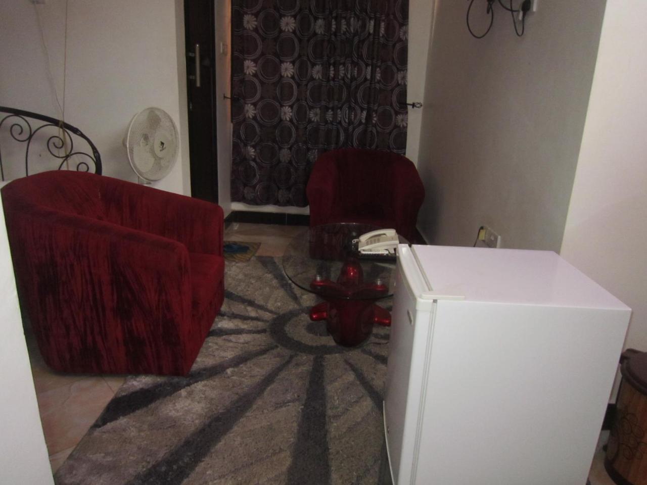 Jakicha Motel Dar es Salaam Exteriér fotografie