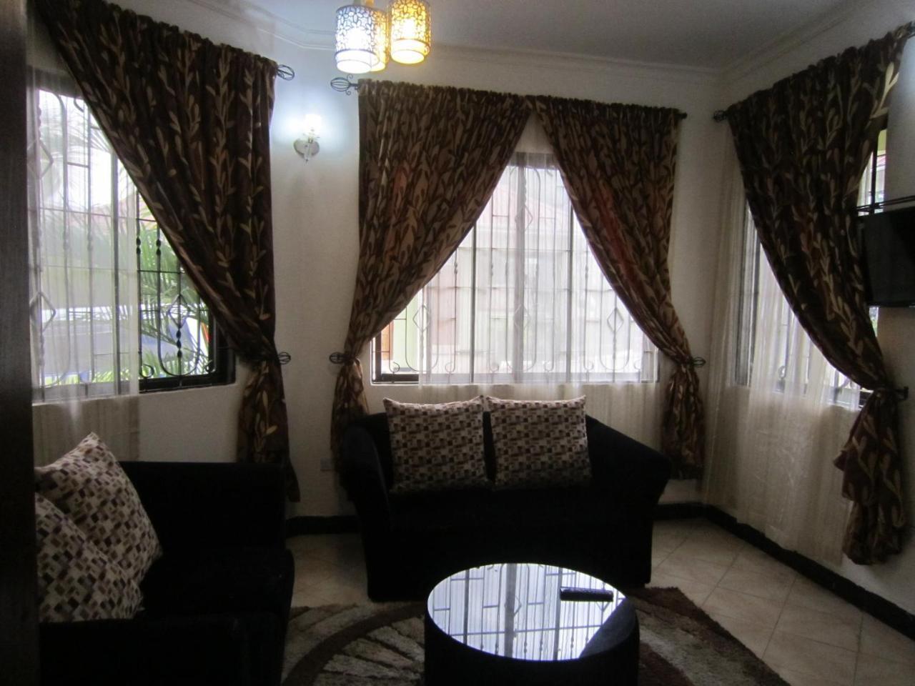 Jakicha Motel Dar es Salaam Exteriér fotografie
